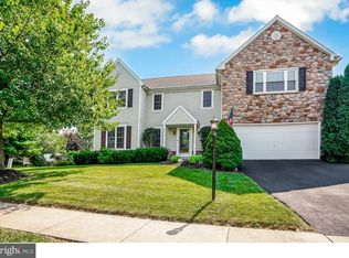 914 Hickory Grove Dr, Limerick, PA 19468