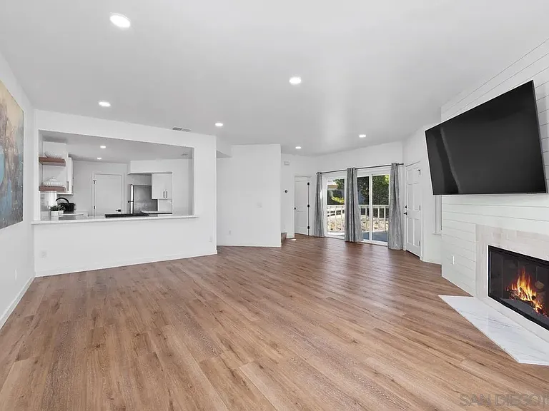 836 Ida Ave — Photo 8