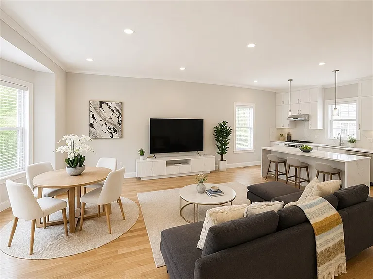 4 Baldwin St #4 — Photo 2