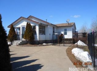 5017 Canary Rd, Grasston, MN 55030