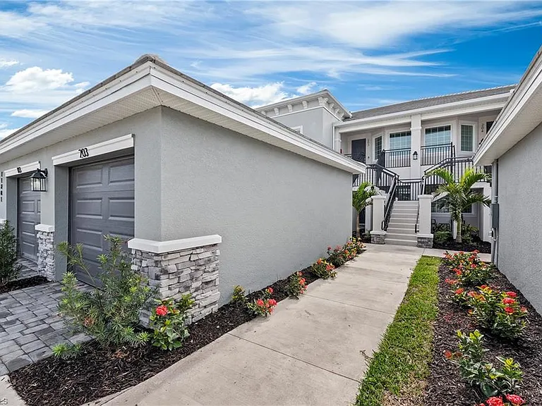 11801 Venetian Lagoon Dr #203 — Photo 22