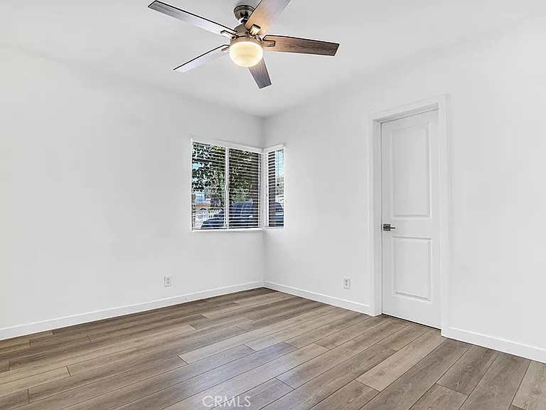 6650 Jumilla Ave — Photo 19