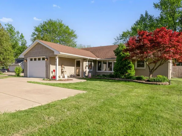 6035 Corunna Rd, Flint, MI 48532