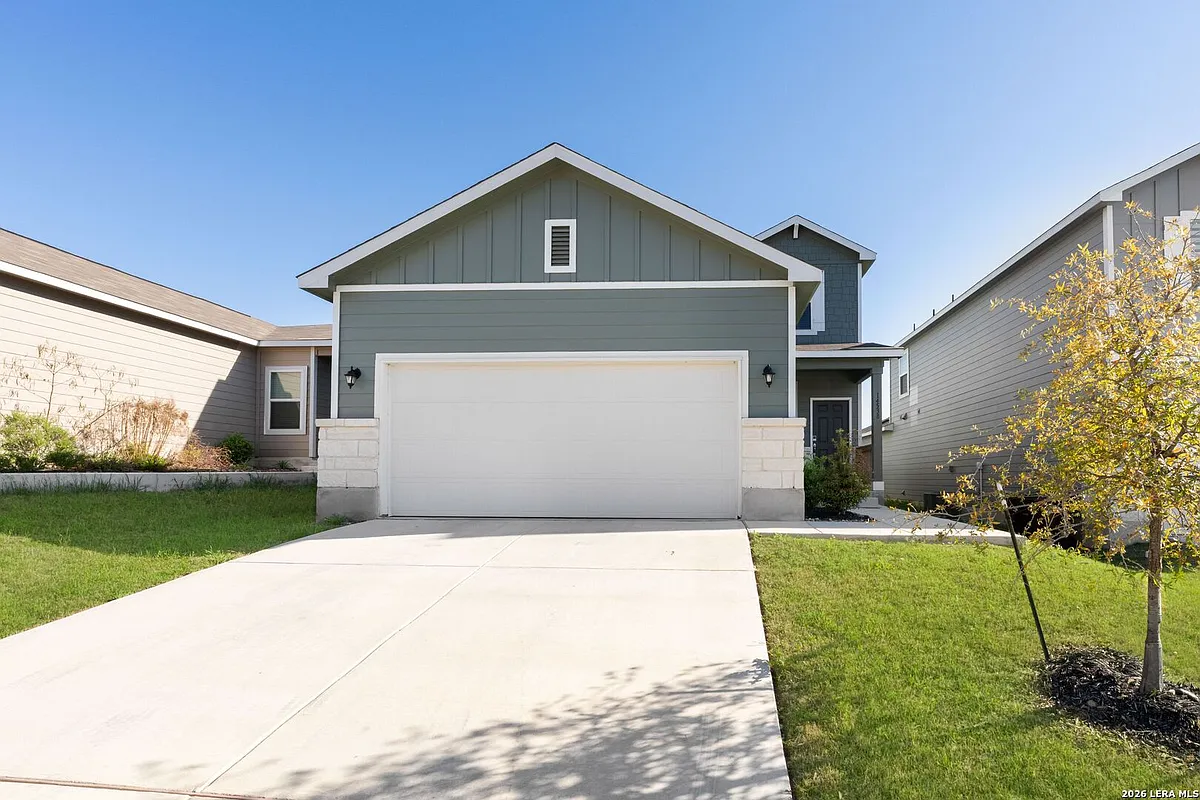Building Photo - 14538 Camino Way