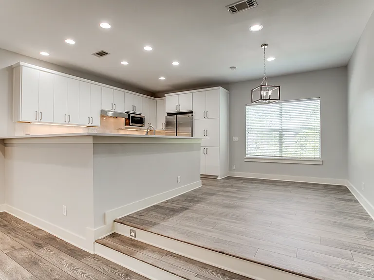 3824 Brown St #B — Photo 5