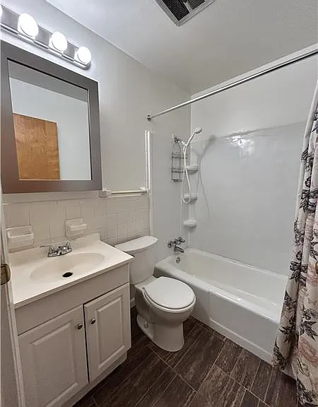 3601 Beaumont Dr #7 — Photo 6