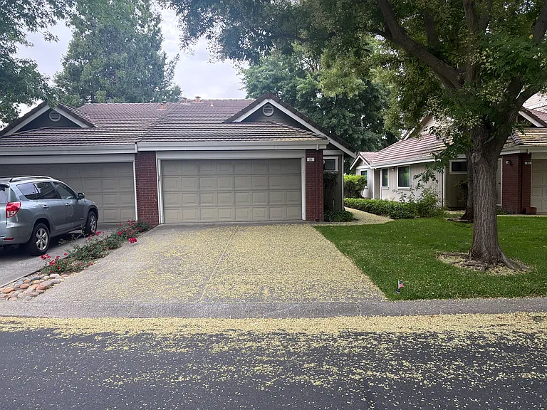 21 Glen Valley Cir — Photo 1