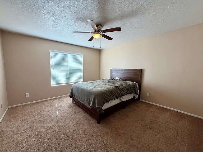 540 N May St #3106 — Photo 10