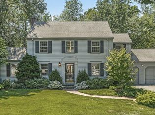 23 Meadowbrook Rd, Wellesley, MA 02481