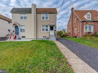 12 E Oak Ln, Glenolden, PA 19036