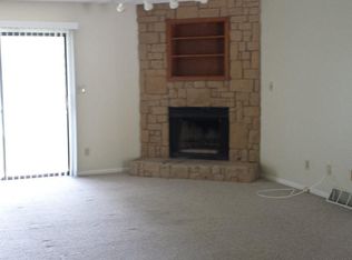 9624 W 87th St, Overland Park, KS 66212