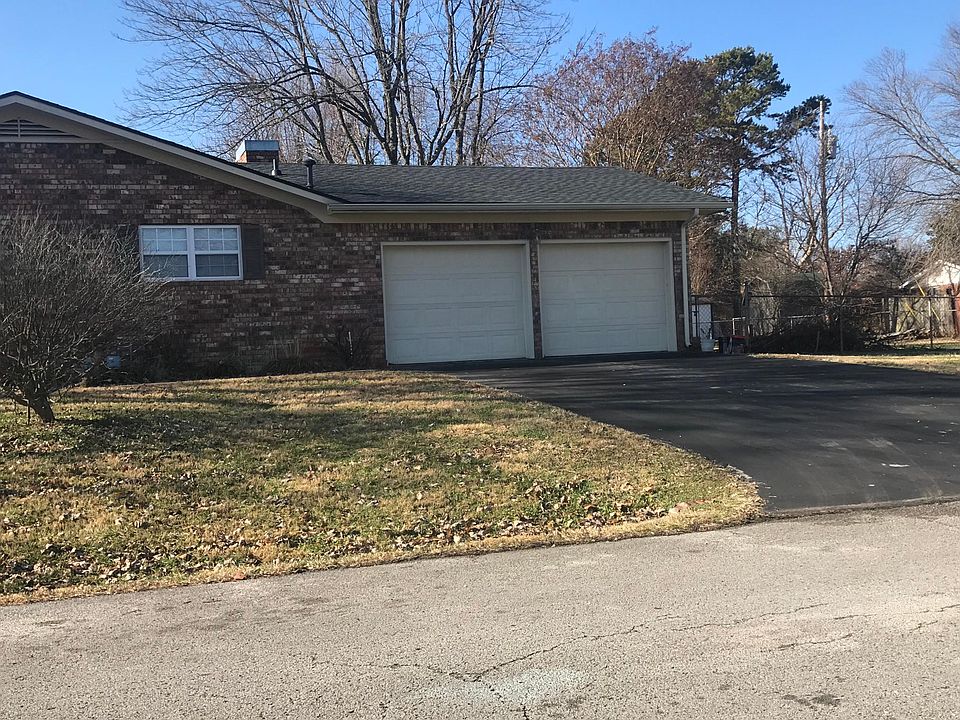 2nd image of 1603 Valleywood Way