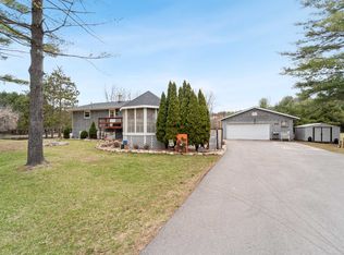 E8328 County Road H, FREMONT, WI 54940