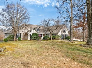 235 Sycamore Bnd, Monterey, TN 38574