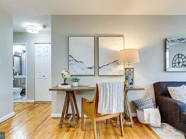 1200 S Arlington Ridge Rd #608 — Photo 5