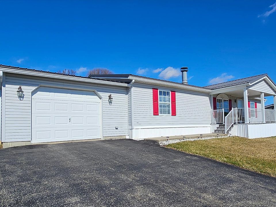 Exterior Image-14-Skyline 67 Sunny Acres