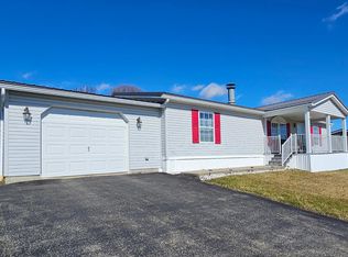 197 Amber Ln, Somerset, PA 15501