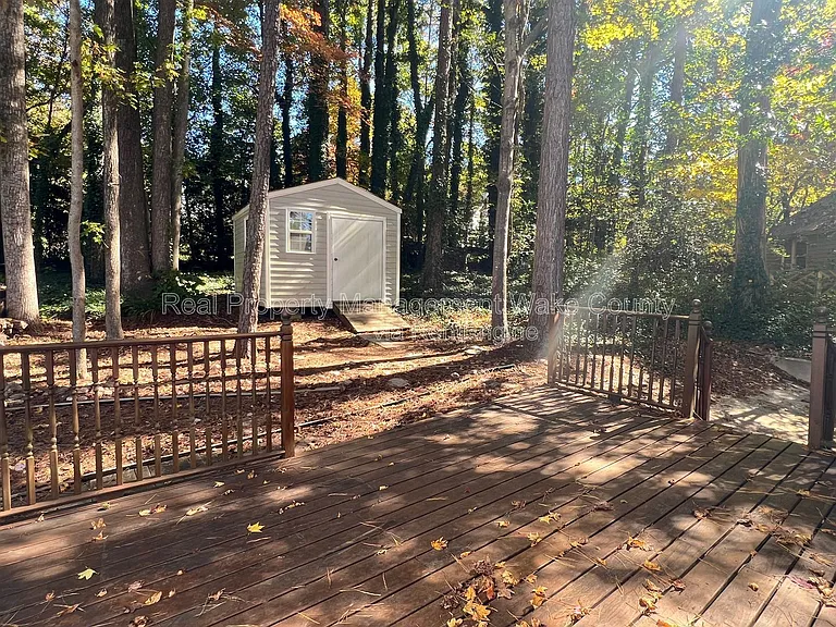 7404 Valley Run Dr — Photo 17