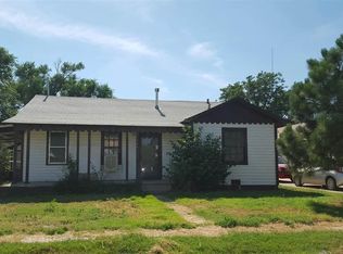 1204 Wallace St, Clovis, NM 88101