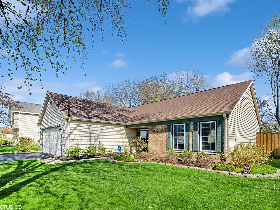 2077 Appaloosa Ct W, Wheaton, IL 60189 Zillow
