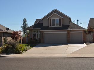 35526 Jakobi St, Saint Helens, OR