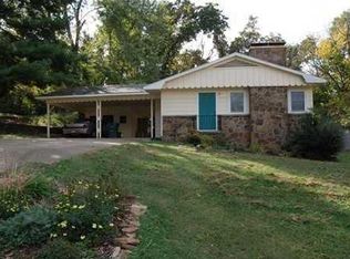 1115 E Columbus Pl, Fayetteville, AR 72701