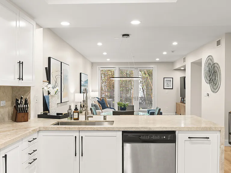 5410 La Jolla Blvd #A108 — Photo 10