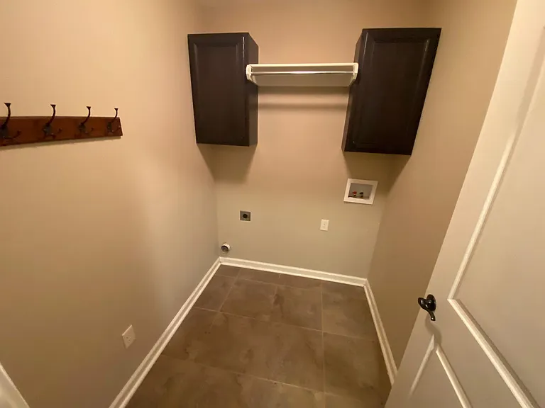 3005 Chapman Ct — Photo 11