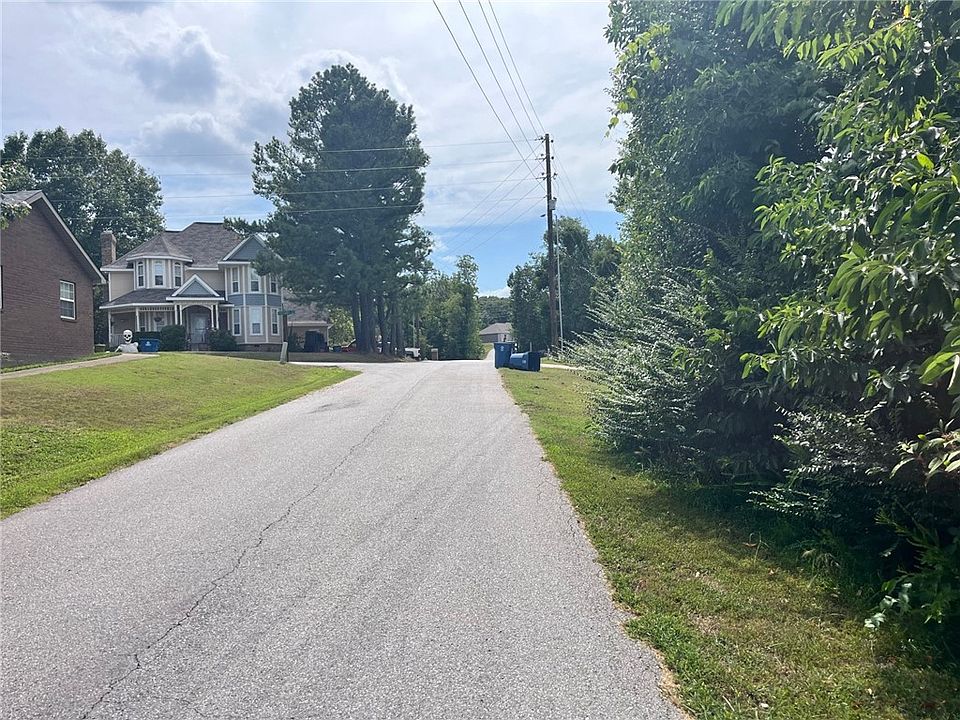1st image of Sandridge Dr #3