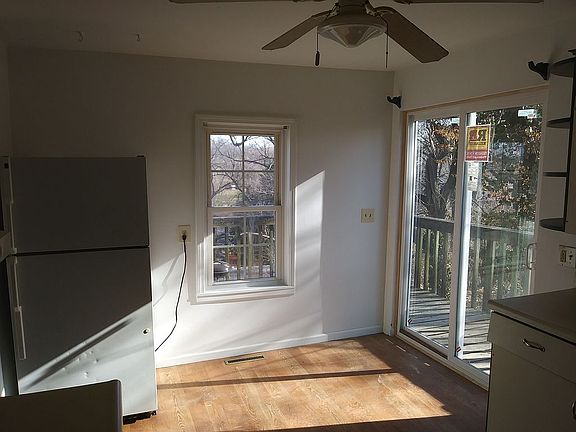 5th image of 505 S Forest Ave