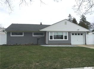 2129 Seaford Ave, Seaford, NY 11783