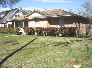 8416 Capriola Ln, Dallas, TX 75228
