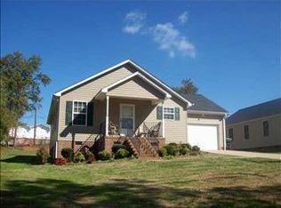 17 Ellison St, Greenville, SC 29607