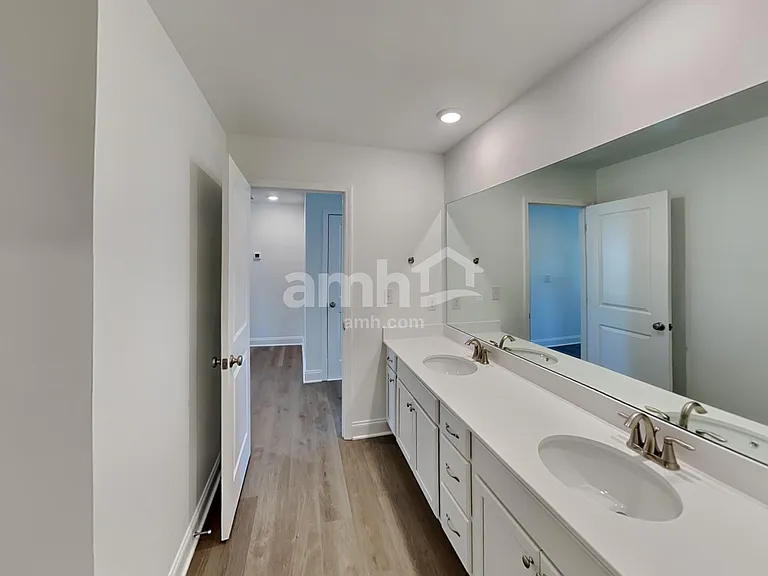 201 Argea Dr — Photo 12