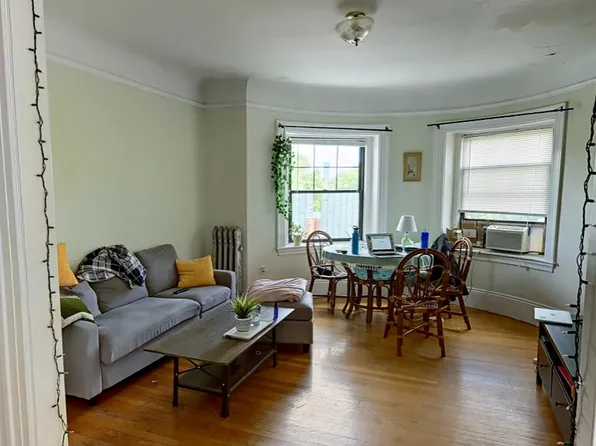 48 Babcock St, Brookline, MA