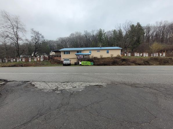 939 Watson Rd, Titusville, PA 16354