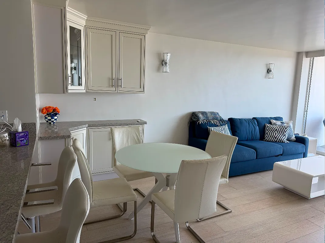 1 bed, 786 sqft, $6,000 — Photo 4