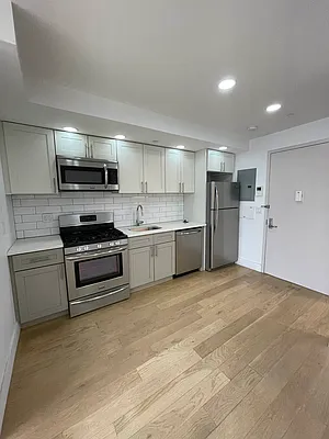 Rented by Voro New York | media 5