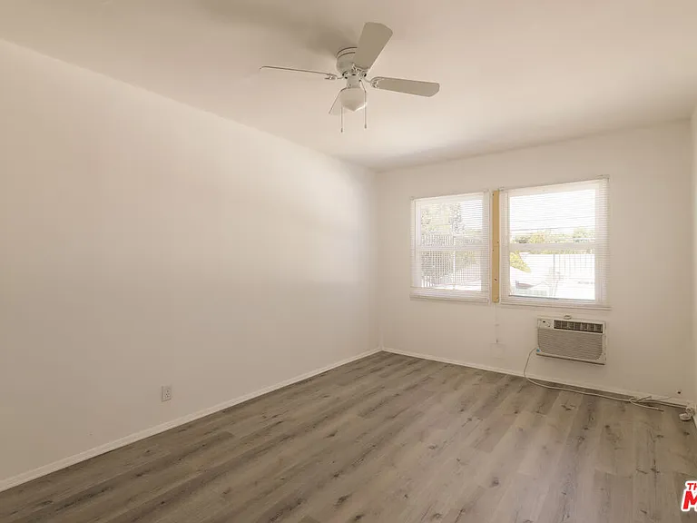 5516 1/2 N Cahuenga Blvd — Photo 7