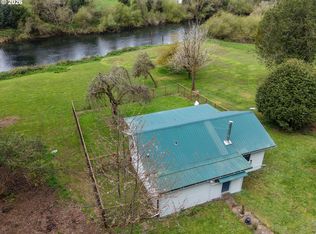 98397 Stian Smith Rd, Coos Bay, OR 97420
