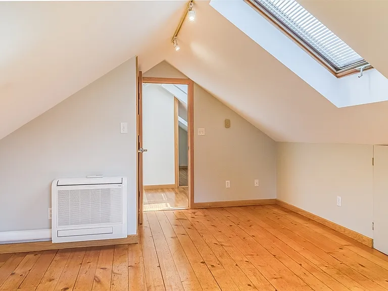 29 Devereaux St — Photo 29