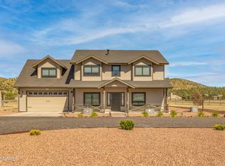 8839 E Neptune Dr, Flagstaff, AZ 86004