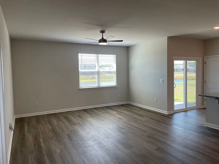1056 Stanbury Bluff Rd SW — Photo 4