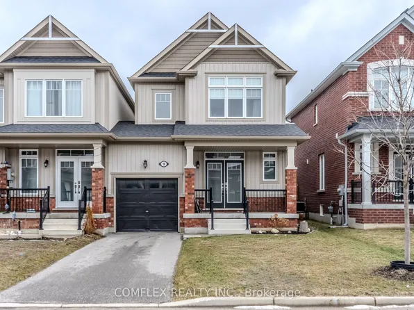 9 Barfoot St, Collingwood, ON L9Y 3Y7