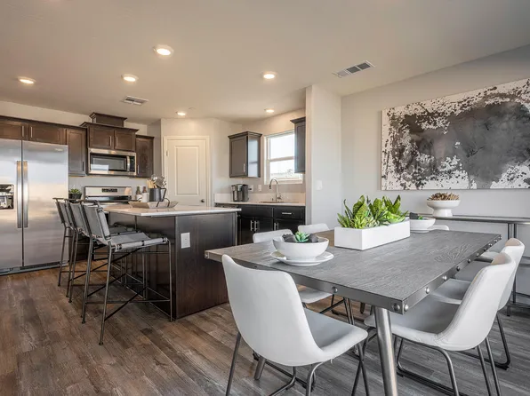 2682 Castlerock Avenue #344, Tulare, CA 93274