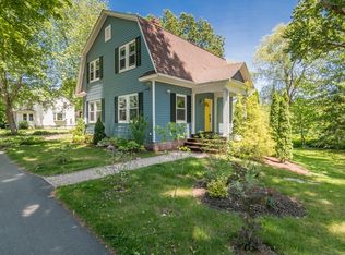 138 N Main St, South Deerfield, MA 01373