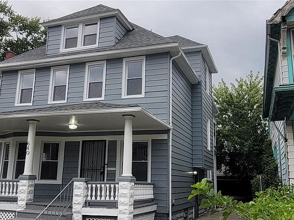 2nd image of 640 E 108th St