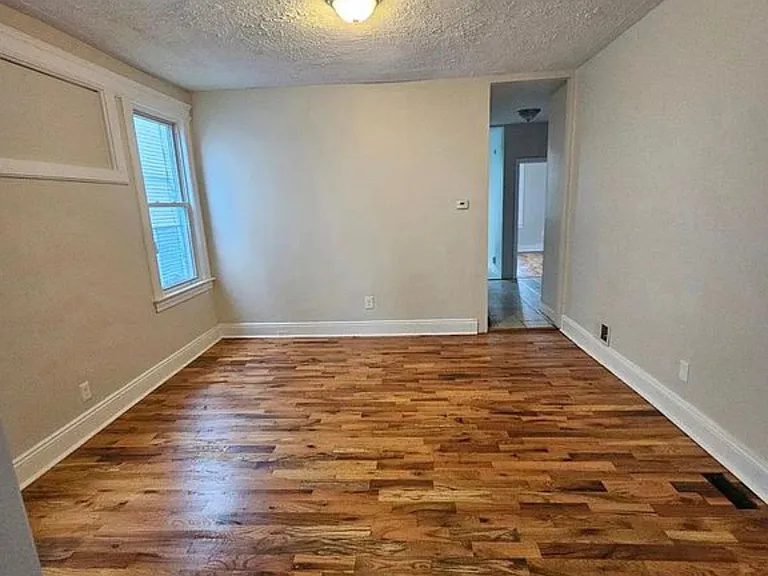 117 Isabella Ave #2F — Photo 1