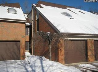 4695 Mayfield Rd APT B, South Euclid, OH 44121