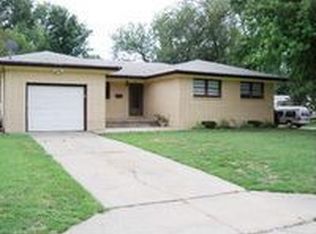 933 Mulberry St, Junction City, KS 66441